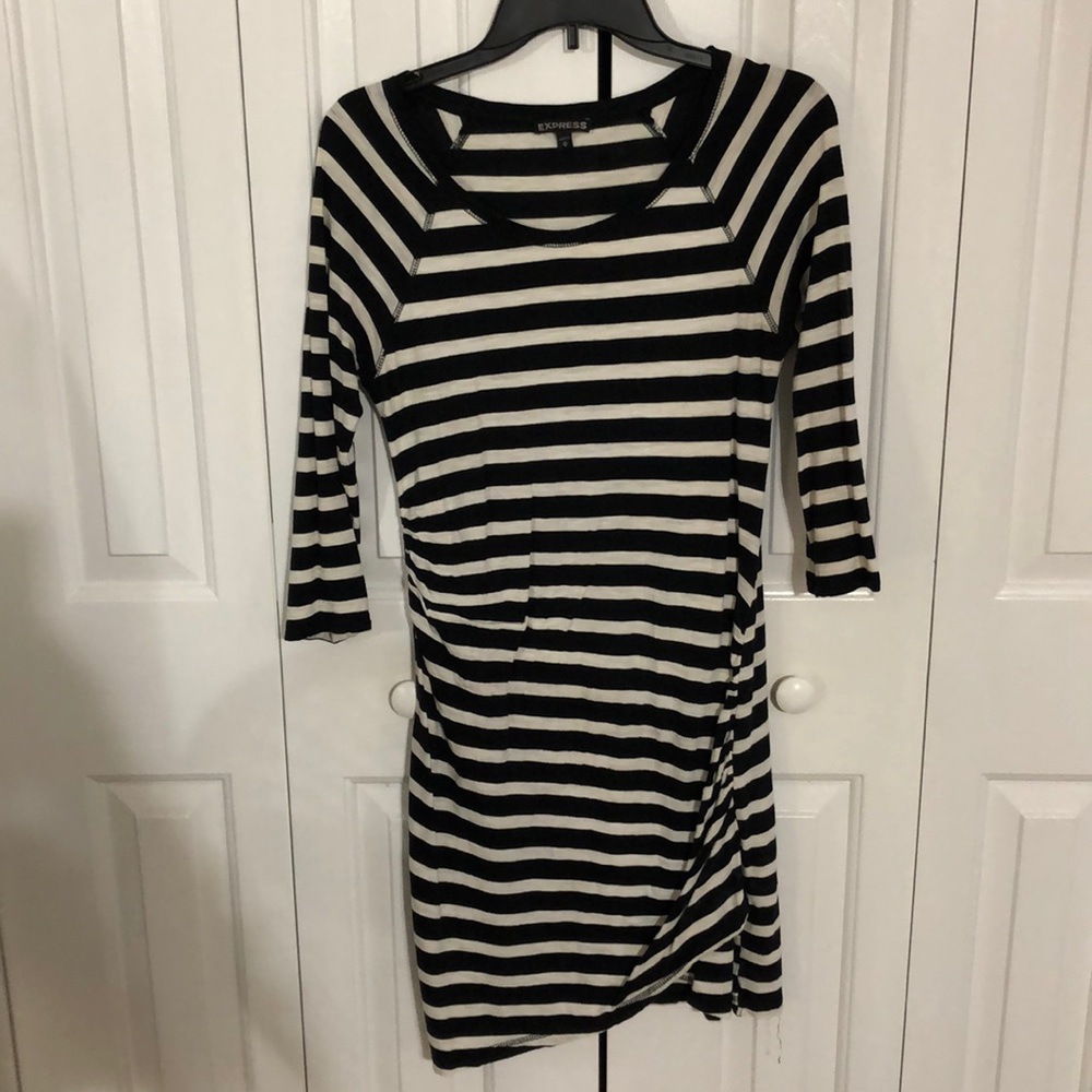 Casual dress - Express